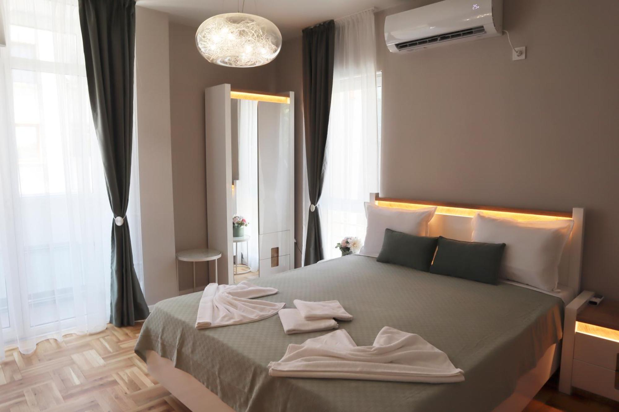 Studios Near To Burgas Free University Exterior foto
